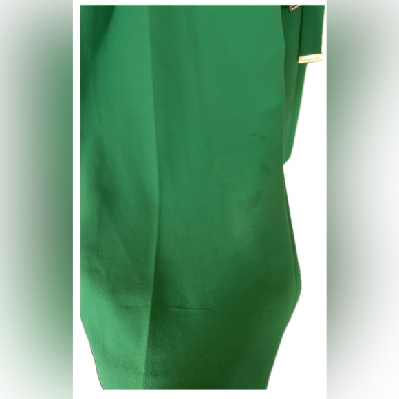 Tommy Hilfiger Romper/Jumper. Green. Size 2 - Picture 5 of 9